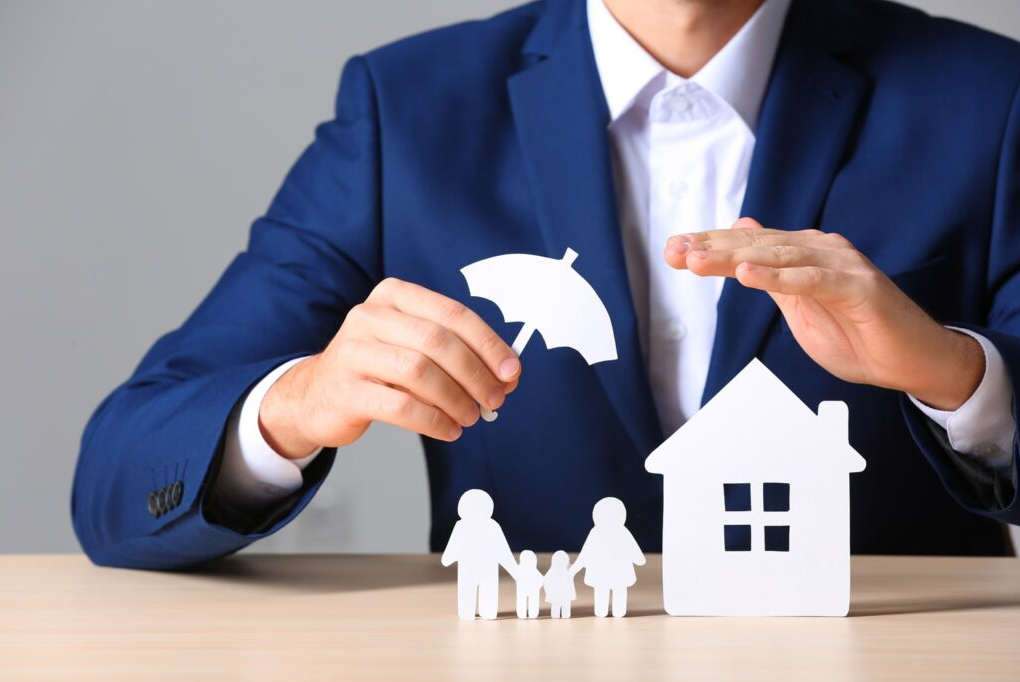 Can You Get Umbrella Insurance Without a Bundle?
